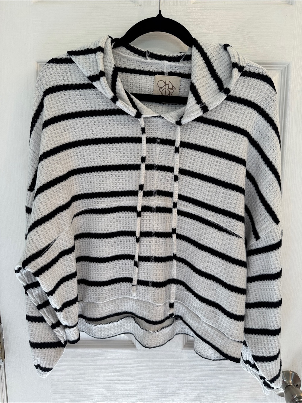 Chaser Black & White Striped Hooded Knit Pullover Size Medium Lightweight
